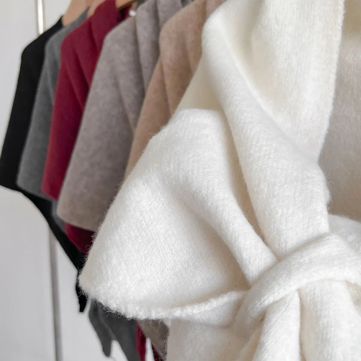 Elara – Miękki Szal Włóczkowy