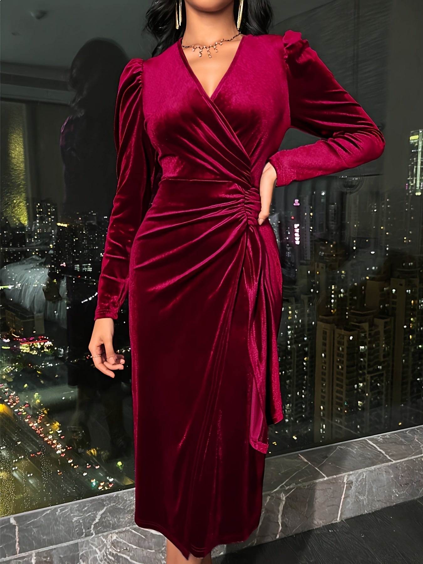 Emilia | Aksamitna Sukienka Midi z Marszczeniem