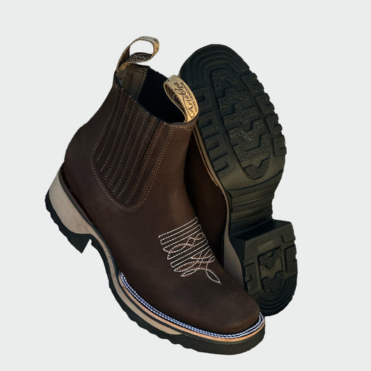 Olivia | Bottines Western Femme en Cuir Brodées Bout Carré Semelle Crantée